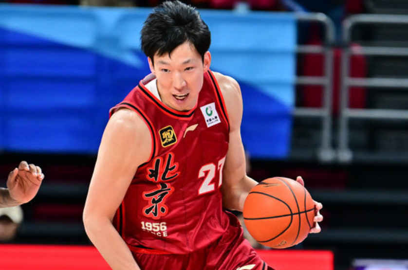 西甲转会风云:莱比锡盯上锋线强援,周琦或成交易筹码 西甲转会风云:莱比锡盯上锋线强援,周琦或成交易筹码