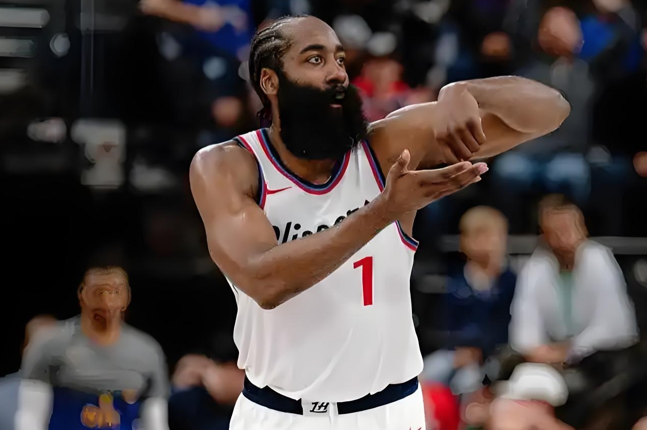  火箭哈登最新伤情 